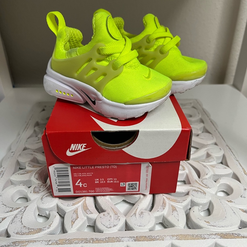 little presto Nike sz 4 toddler